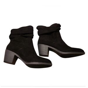 Rocket Dog Elegant Faux Swede Black Ankle Boots